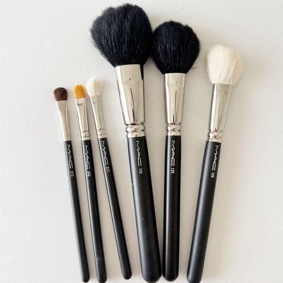 MAC Makeup Brush Bundle - Picture 2 of 2